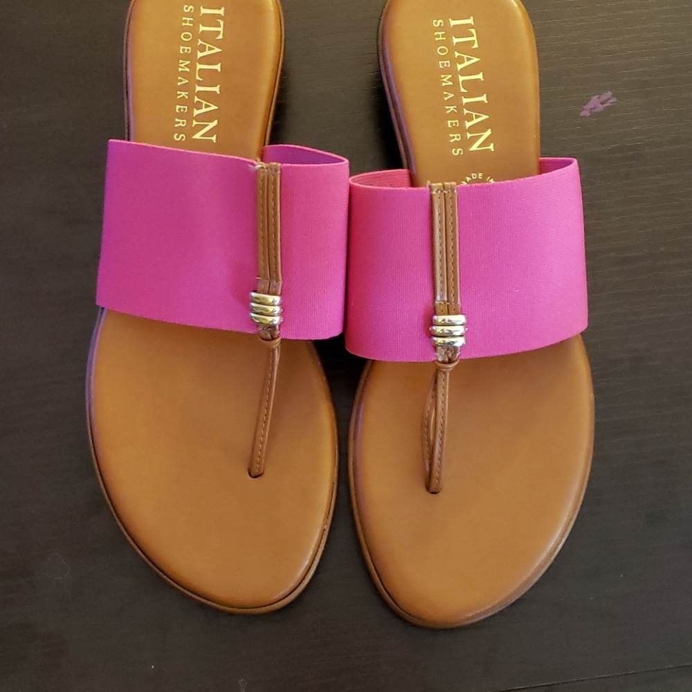 Italian Shoemakers size 8 sandals